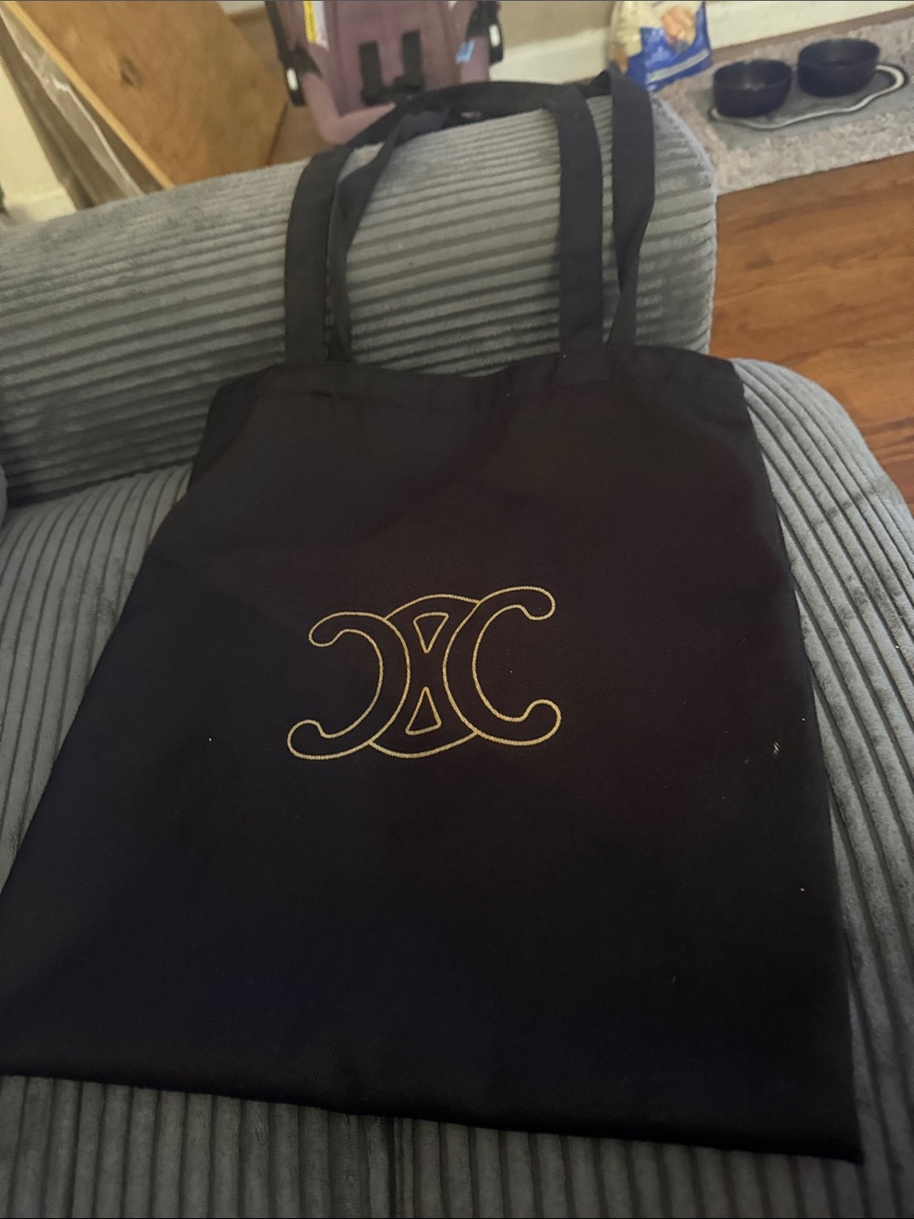 Celine Black Tote Bag with Gold Emblem - Fashionable Everyday Carry